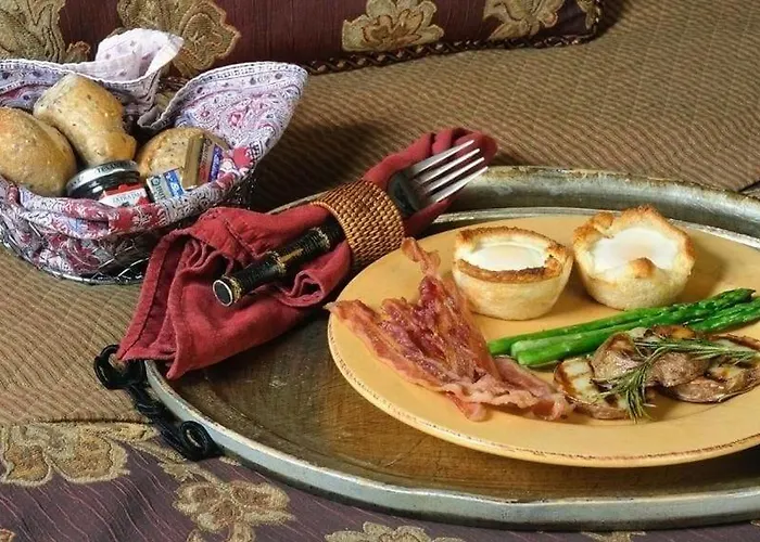 Bed & Breakfast Harvey House