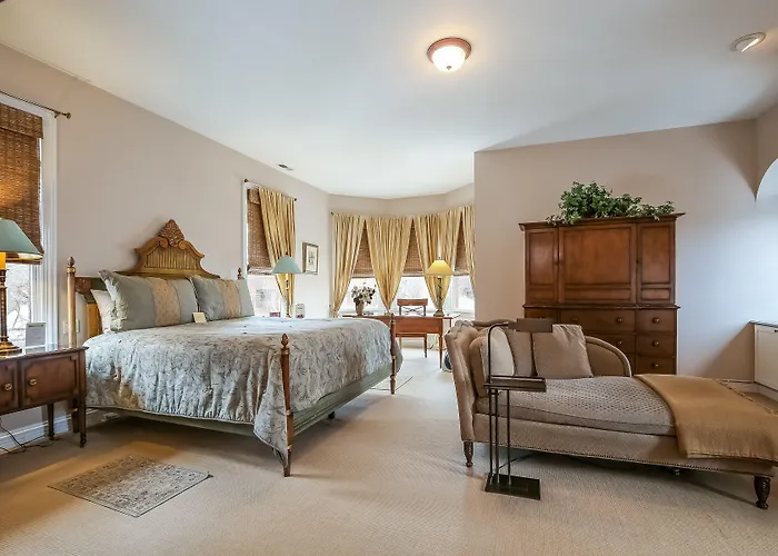 Harvey House Bed & Breakfast