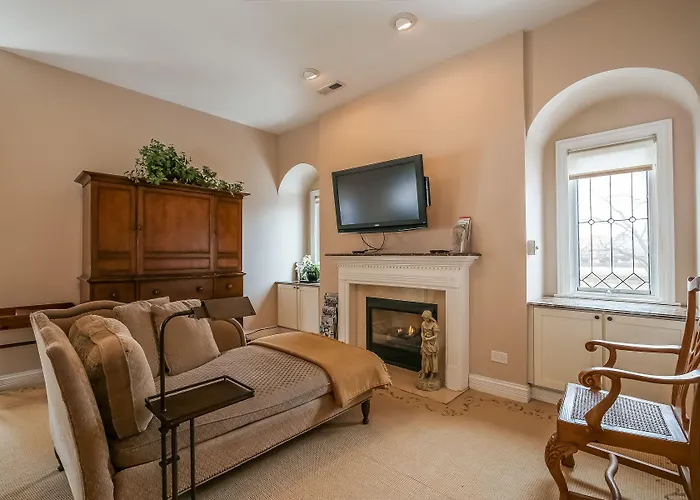 Harvey House Bed & Breakfast 3*