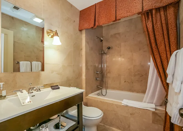 Harvey House 3* Oak Park